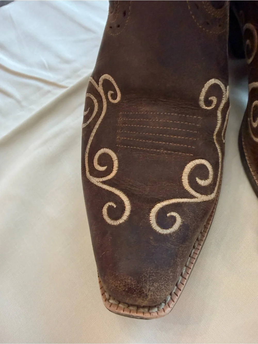 Ariat classic heeled
